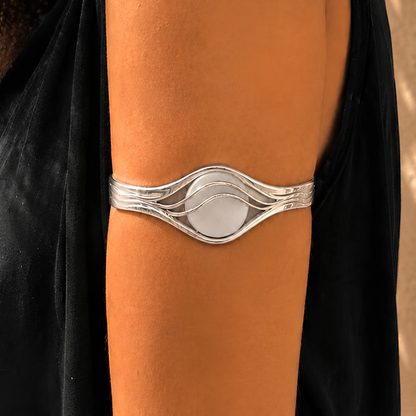 ✨ HOT SALE | Gold CGM Bracelet – Elegant Sensor Jewelry for Everyday Wear